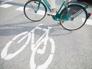 Brasileiro sem carro acha mais seguro usar bicicleta durante pandemia