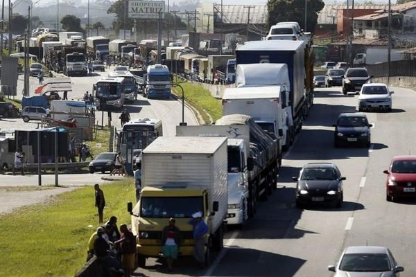 Por caminhoneiros, governo pode cortar benefício a pessoas com deficiência