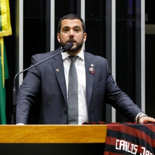 Deputado Carlos Jordy é alvo de buscas na Câmara na Operação Lesa Pátria