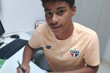 Waldisnei da Cunha Amorim comemora atleta da base do Uirapuru contratado pelo São Paulo FC