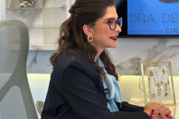 Cirurgia Plástica Pós-Gestacional: Dra. Denise Torejane Explica Quando e Como Fazer com Segurança