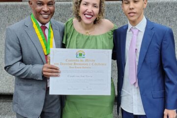 Secretário Nacional do PRTB, Claudivino Vieira, recebe Medalha Dom Tomaz Balduino na Câmara de Goiânia