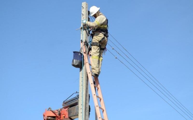 Falta de energia prevista: 11 cidades passarão por manutenção elétrica esta semana.