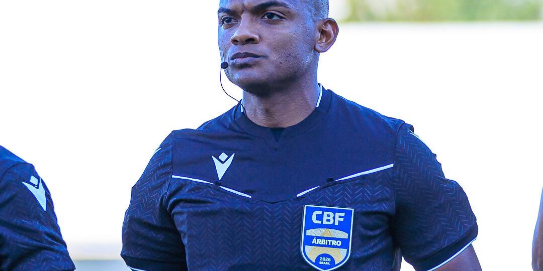 Daniel Alejandro Hidalgo Blanco, árbitro da FRF, comanda partida crucial na Série D